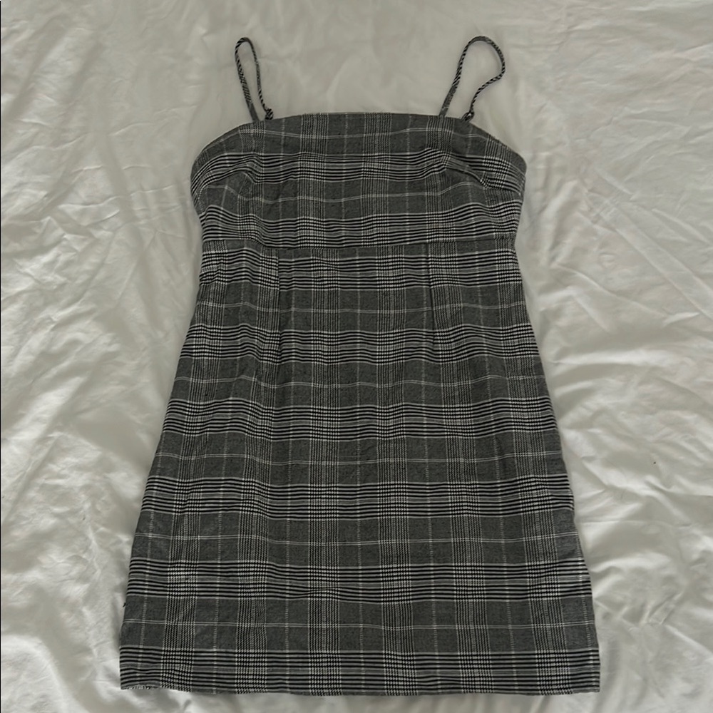 Elegant Black and White Plaid Dress